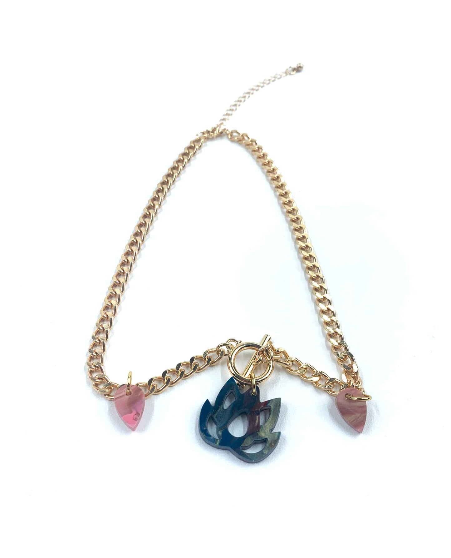 Collar FLORAL: un símbolo de fuerza y estilo en cada detalle-1
